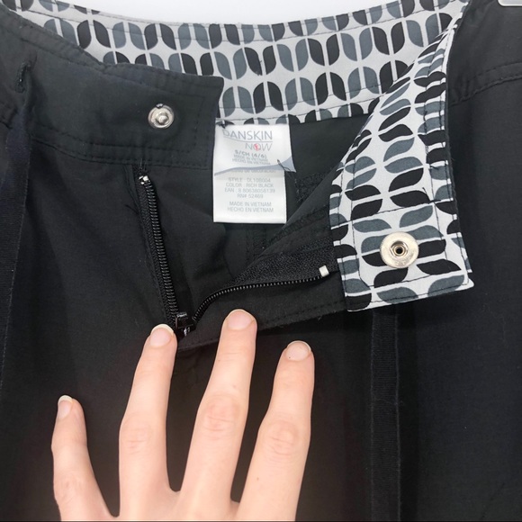 Danskin Now Small Black Parachute Material Pants - Picture 3 of 10